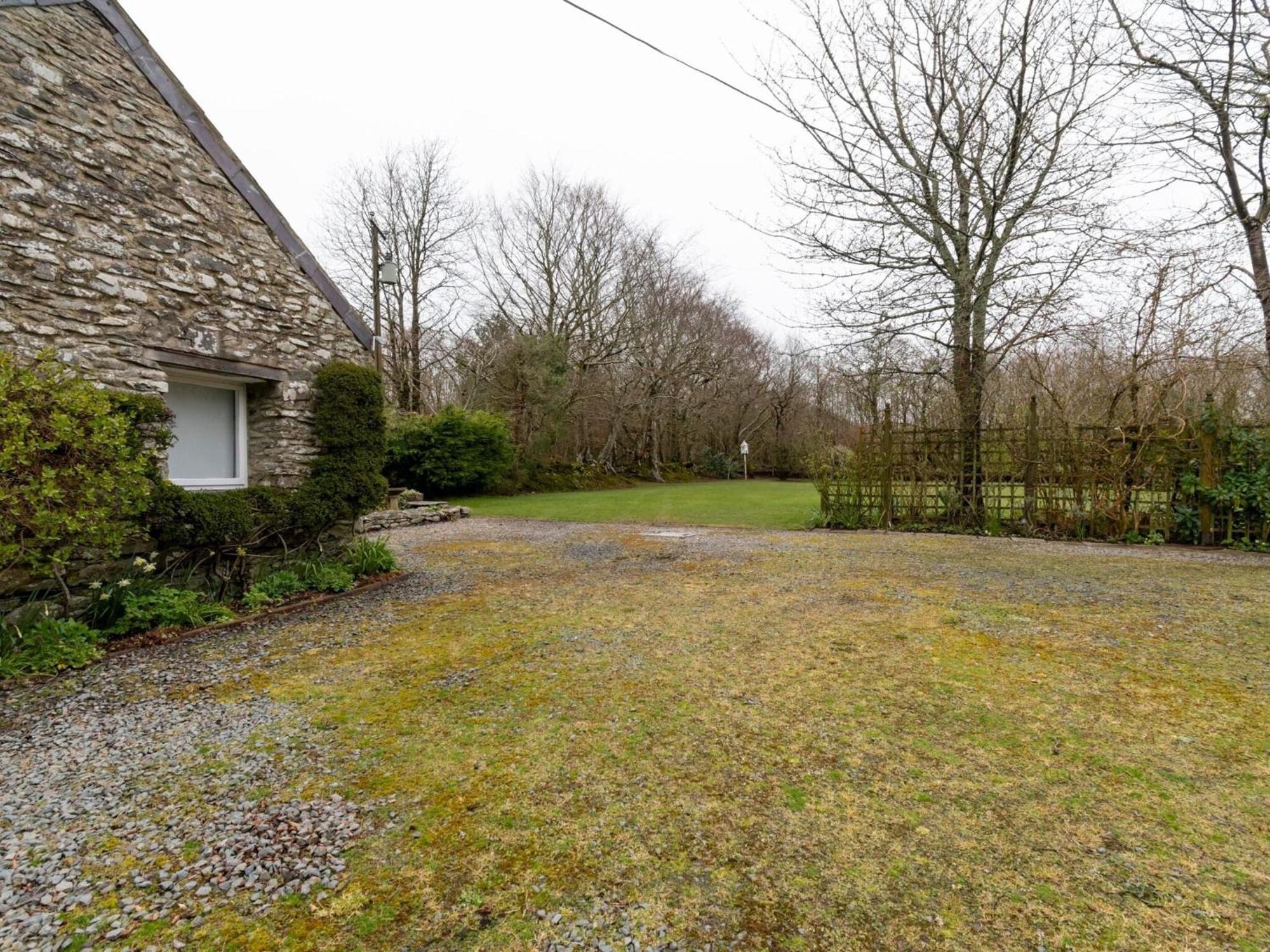 Secluded Holiday Home In Ceredigion With Garden Pennant  Экстерьер фото